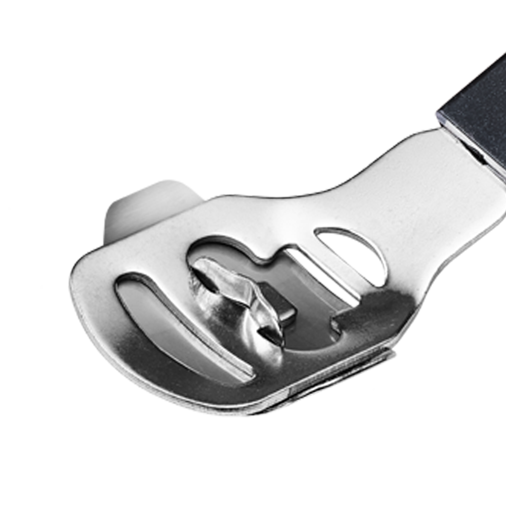Zoomed in image of TRUYU Corn & Callus Shaver blade.