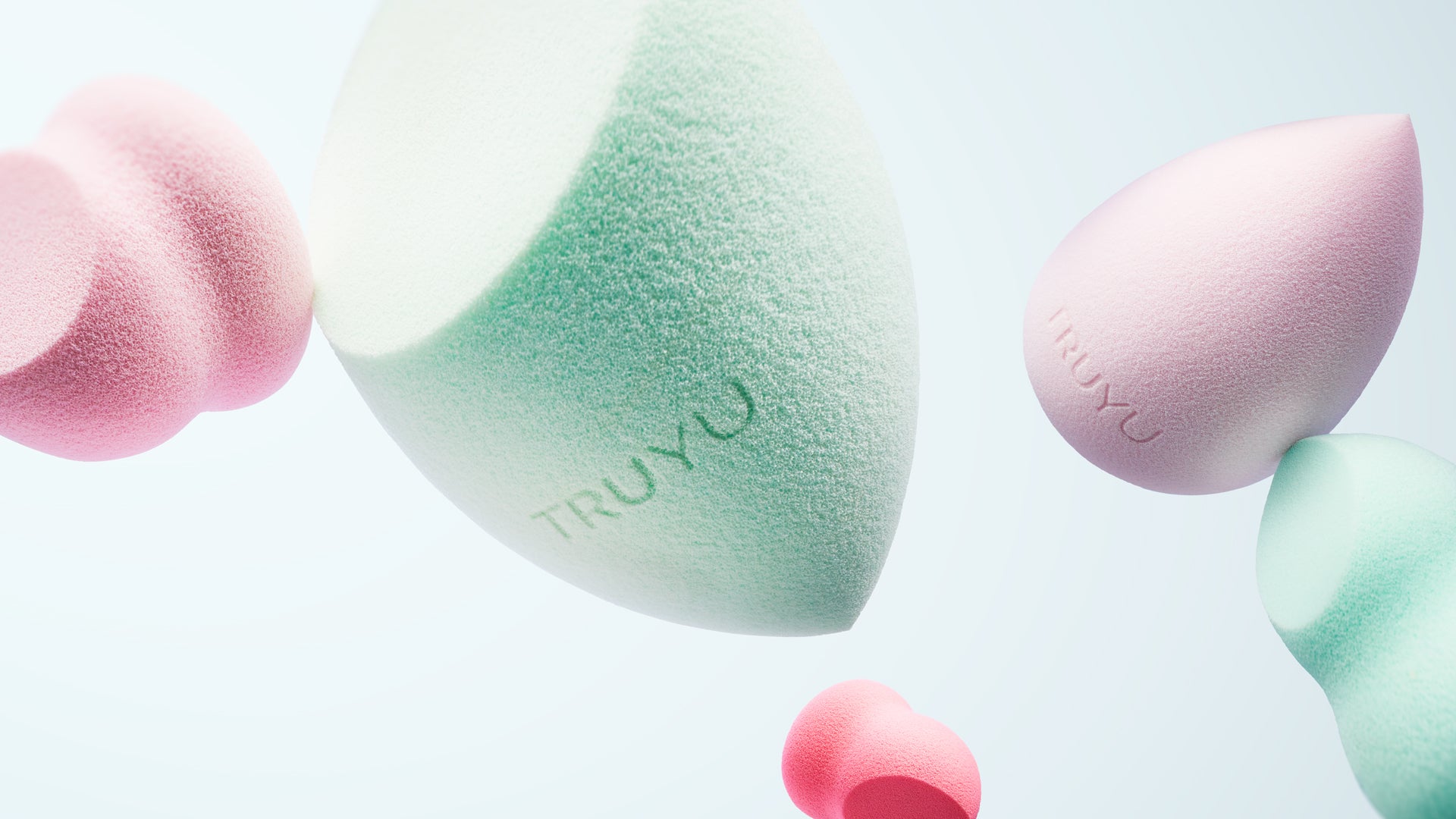 TRUYU Make Up Sponges in dynamic image
